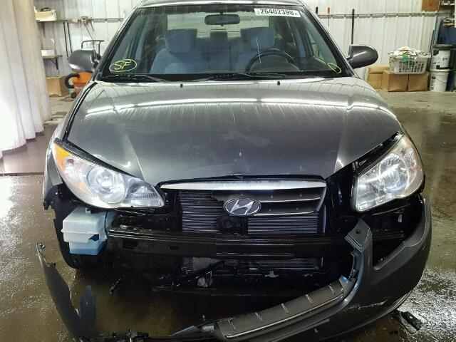 KMHDU46D28U555930 - 2008 HYUNDAI ELANTRA GL GRAY photo 9