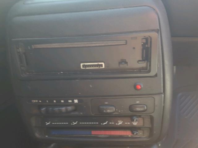 1G8ZK8277WZ152429 - 1998 SATURN SW2 GREEN photo 9