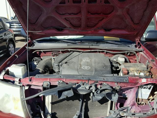 3TMJU62N27M046554 - 2007 TOYOTA TACOMA DOU RED photo 7