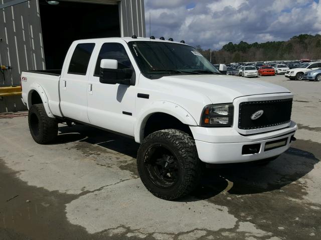 1FTWW31P26EB31075 - 2006 FORD F350 SRW S WHITE photo 1