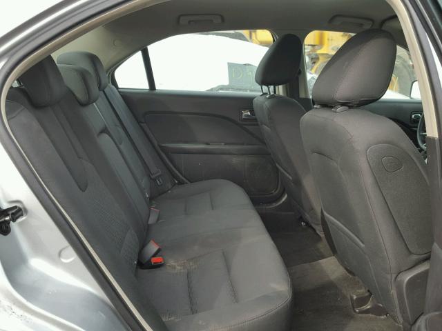 3FAHP0HA3AR389123 - 2010 FORD FUSION SE SILVER photo 6