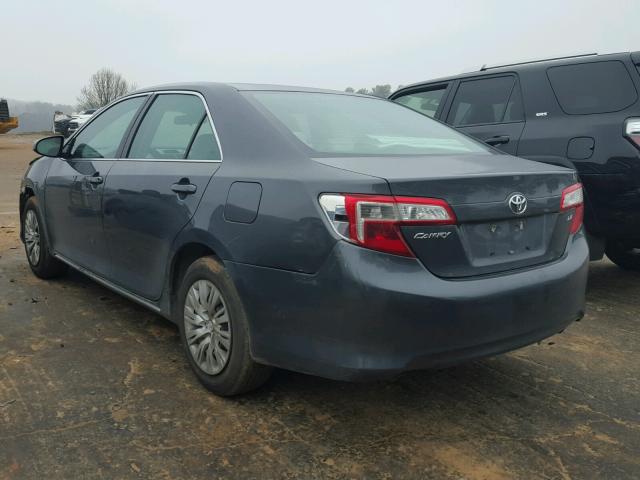 4T1BF1FK3CU175261 - 2012 TOYOTA CAMRY BASE GRAY photo 3