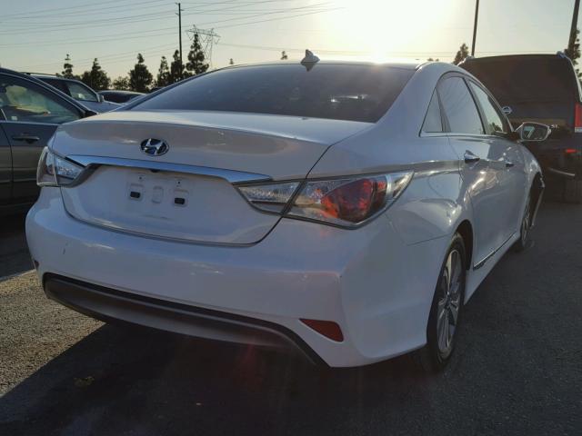 KMHEC4A47DA080169 - 2013 HYUNDAI SONATA HYB WHITE photo 4