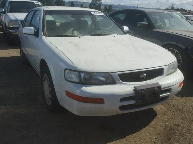 JN1CA21D4TM416768 - 1996 NISSAN MAXIMA GLE WHITE photo 1