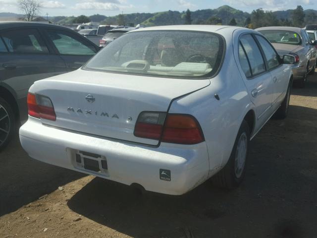 JN1CA21D4TM416768 - 1996 NISSAN MAXIMA GLE WHITE photo 4