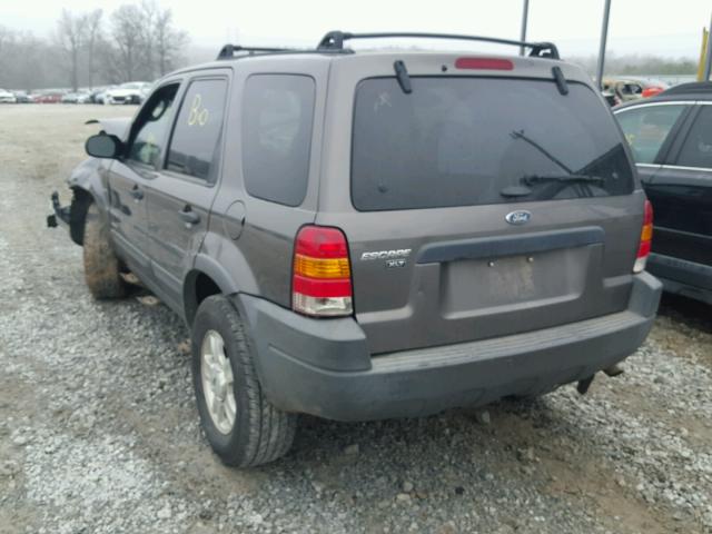 1FMYU03152KB39054 - 2002 FORD ESCAPE XLT GRAY photo 3