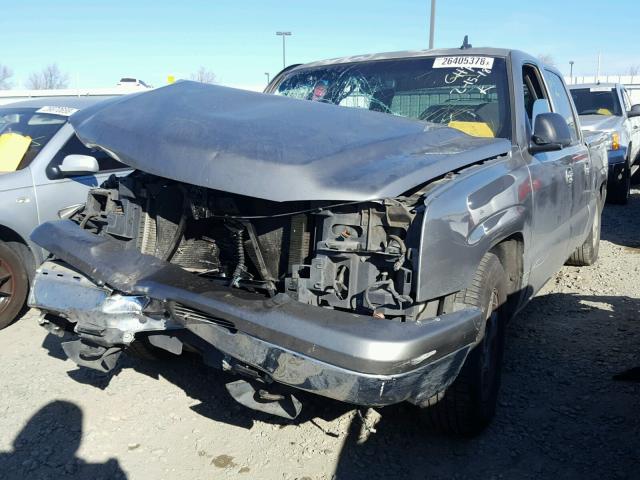 2GCEC13T361179043 - 2006 CHEVROLET SILVERADO GRAY photo 2