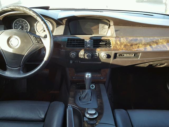 WBANB33515B116177 - 2005 BMW 545 I SILVER photo 9