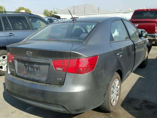 KNAFU4A21D5722184 - 2013 KIA FORTE EX GRAY photo 4