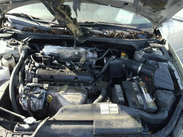 1N4AL11DX2C212592 - 2002 NISSAN ALTIMA BAS SILVER photo 7