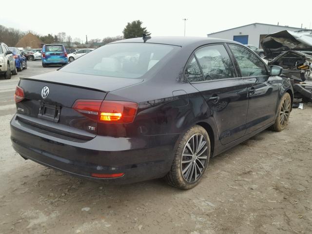 3VWD17AJ9GM416356 - 2016 VOLKSWAGEN JETTA SPOR BLACK photo 4