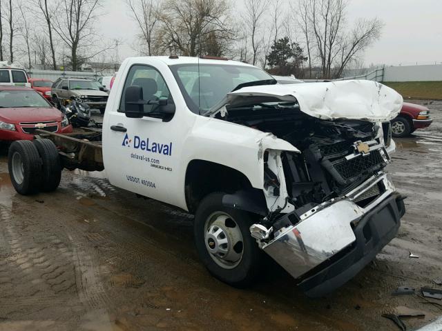 1GB3CZCG8DF227767 - 2013 CHEVROLET SILVERADO WHITE photo 1