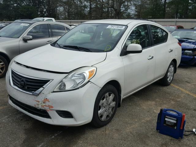 3N1CN7AP2CL891440 - 2012 NISSAN VERSA S WHITE photo 2