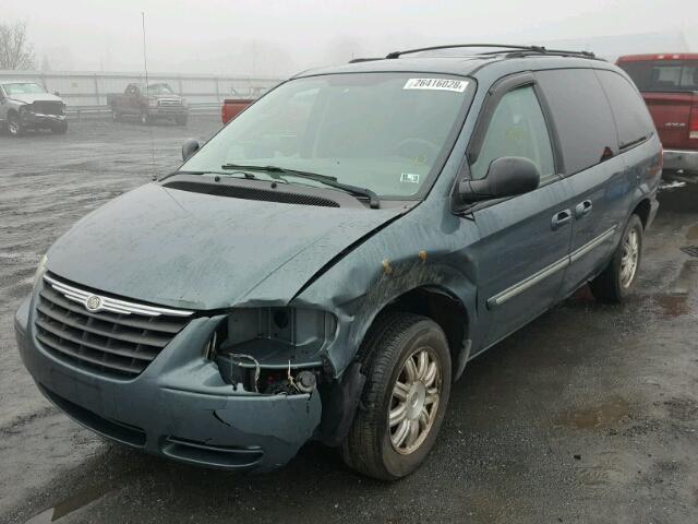 2A4GP54LX6R923350 - 2006 CHRYSLER TOWN & COU BLUE photo 2