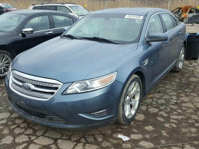 1FAHP2EW0AG126638 - 2010 FORD TAURUS SEL BLUE photo 2