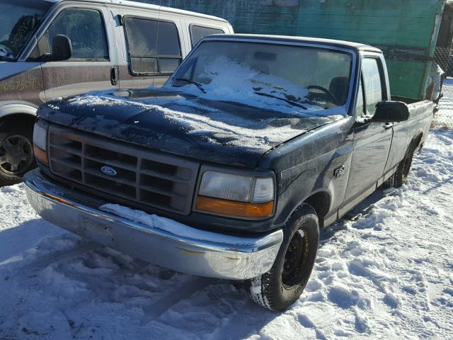 1FTDF15Y8SLA02052 - 1995 FORD F150 GREEN photo 2