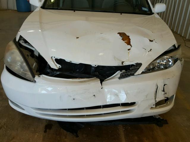 4T1BE32K53U244777 - 2003 TOYOTA CAMRY LE WHITE photo 9