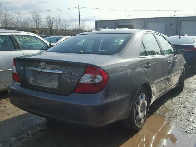 4T1BE30K52U561251 - 2002 TOYOTA CAMRY LE GRAY photo 4