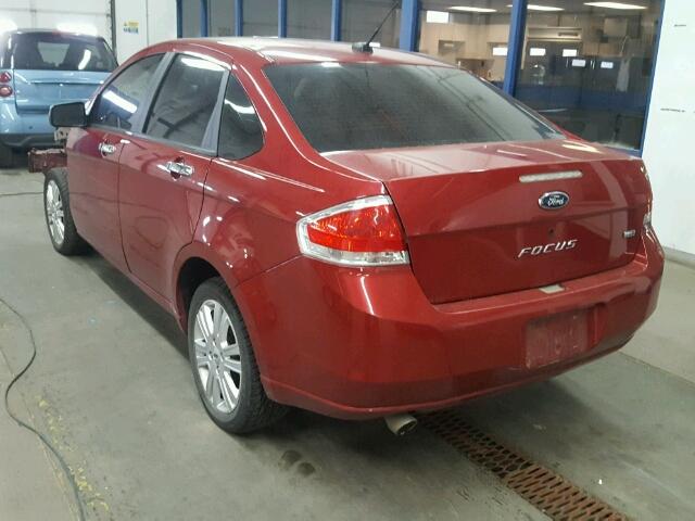 1FAHP37N69W235682 - 2009 FORD FOCUS SEL MAROON photo 3