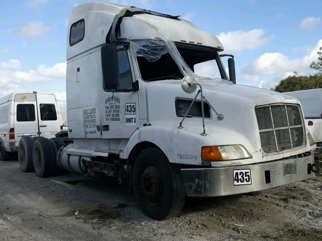 4V4NC9JJ41N258068 - 2001 VOLVO VN VNL WHITE photo 1