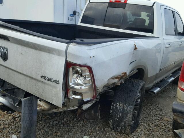 3D7UT2CL2AG104485 - 2010 DODGE RAM 2500 WHITE photo 4