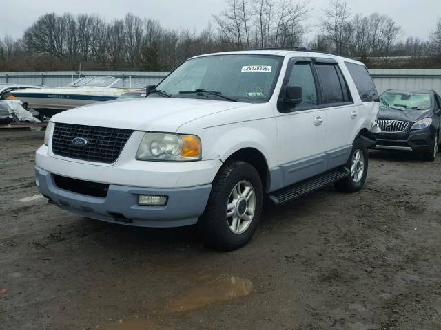 1FMFU16L23LB62815 - 2003 FORD EXPEDITION WHITE photo 2