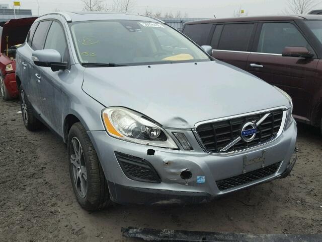 YV4902DZ3B2149681 - 2011 VOLVO XC60 T6 SILVER photo 1