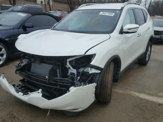 KNMAT2MV3GP693256 - 2016 NISSAN ROGUE S WHITE photo 2