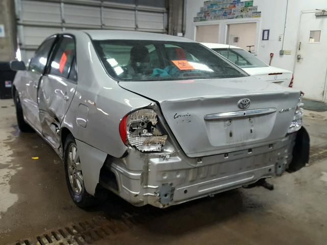 4T1BE32K72U581174 - 2002 TOYOTA CAMRY LE SILVER photo 3