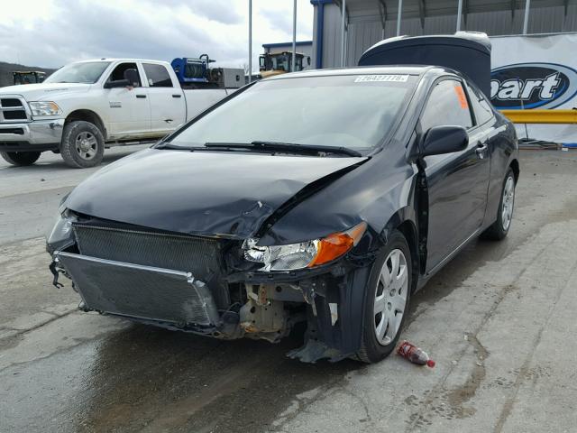 2HGFG12608H552488 - 2008 HONDA CIVIC LX BLACK photo 2