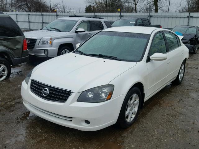 1N4AL11D96N385384 - 2006 NISSAN ALTIMA S WHITE photo 2