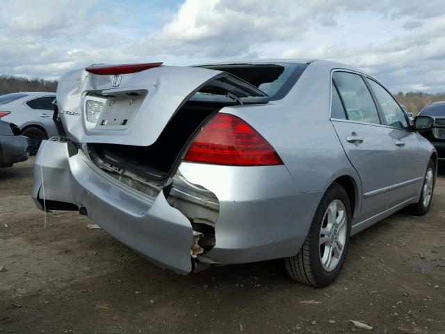 1HGCM56396A070147 - 2006 HONDA ACCORD SE SILVER photo 4