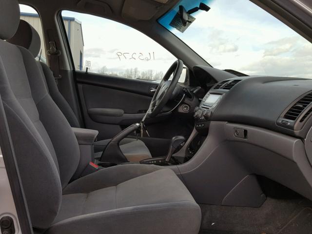 1HGCM56396A070147 - 2006 HONDA ACCORD SE SILVER photo 5