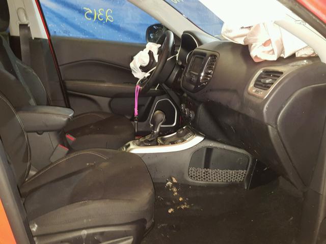 3C4NJDAB9HT656237 - 2017 JEEP COMPASS SP ORANGE photo 5