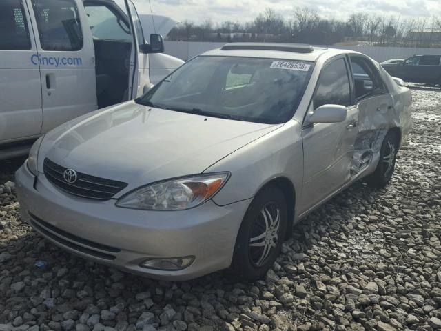 4T1BE32K44U840786 - 2004 TOYOTA CAMRY LE SILVER photo 2