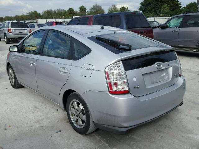 JTDKB22UX67078025 - 2006 TOYOTA PRIUS SILVER photo 3