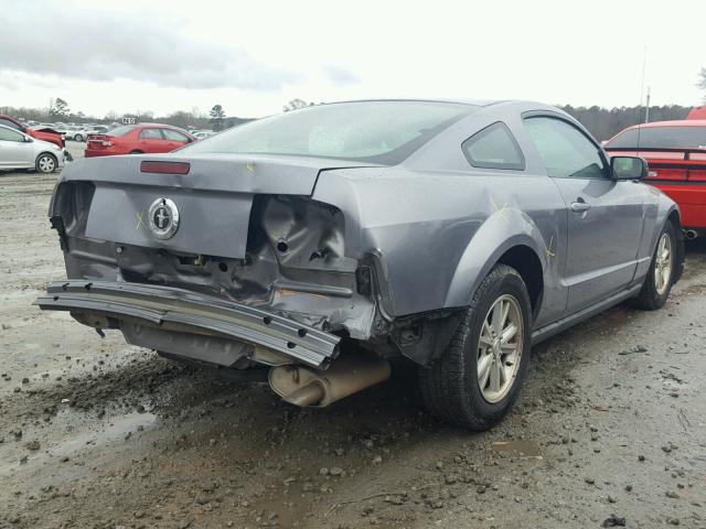 1ZVFT80N275328963 - 2007 FORD MUSTANG PURPLE photo 4