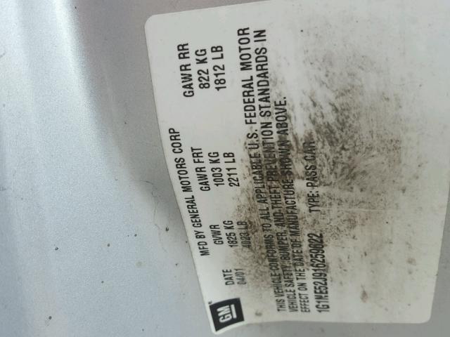 1G1NE52J916259622 - 2001 CHEVROLET MALIBU LS 银色 照片 10