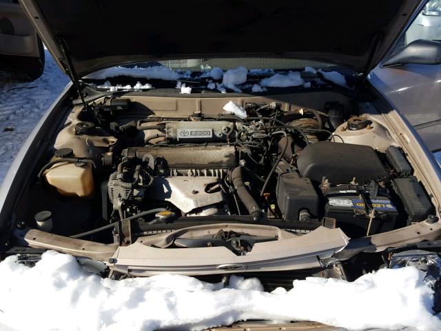 4T1BG12KXTU764195 - 1996 TOYOTA CAMRY DX BROWN photo 7