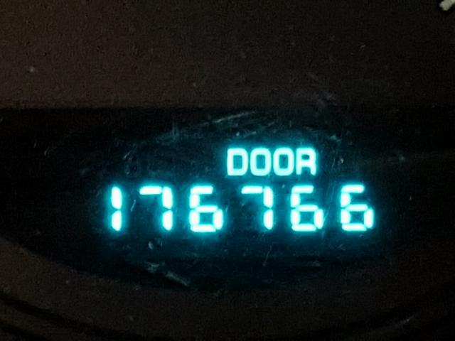 1P3ES46C0YD601972 - 2000 PLYMOUTH NEON BASE 橙色 照片 8