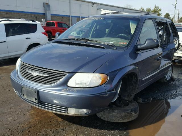 2C8GP54L22R659636 - 2002 CHRYSLER TOWN & COU BLUE photo 2