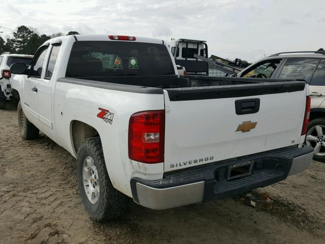 1GCSKSE31AZ199221 - 2010 CHEVROLET SILVERADO WHITE photo 3