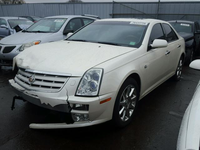 1G6DC67A150156312 - 2005 CADILLAC STS WHITE photo 2