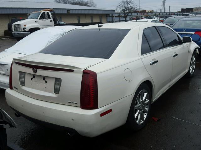 1G6DC67A150156312 - 2005 CADILLAC STS WHITE photo 4