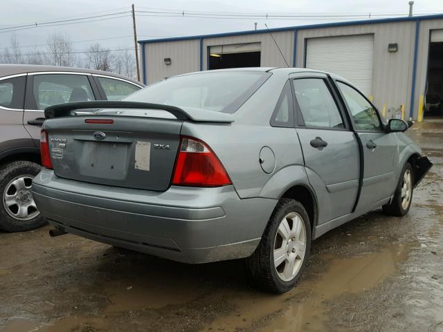 1FAHP34N26W239597 - 2006 FORD FOCUS ZX4 GREEN photo 4