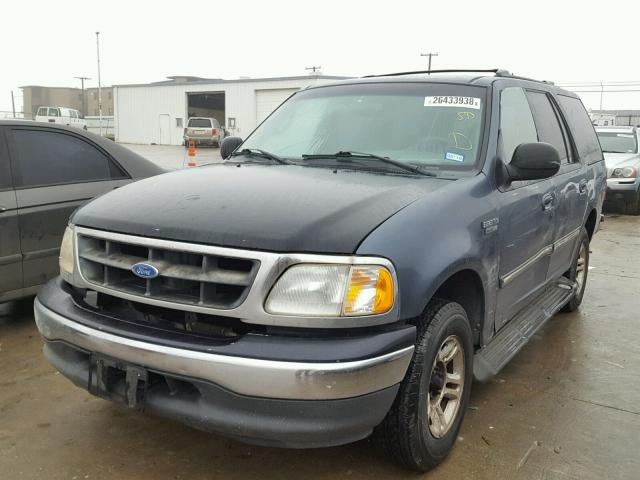 1FMRU15W91LB28800 - 2001 FORD EXPEDITION BLUE photo 2