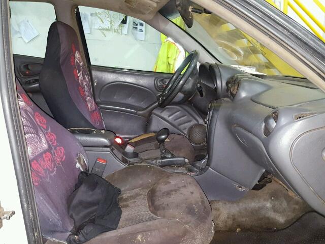 1G2NF52E94C134198 - 2004 PONTIAC GRAND AM S WHITE photo 5