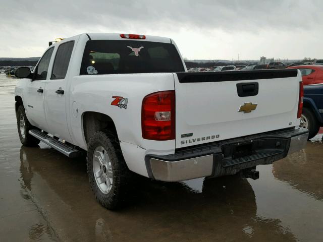 3GCPKSE39BG100149 - 2011 CHEVROLET SILVERADO WHITE photo 3