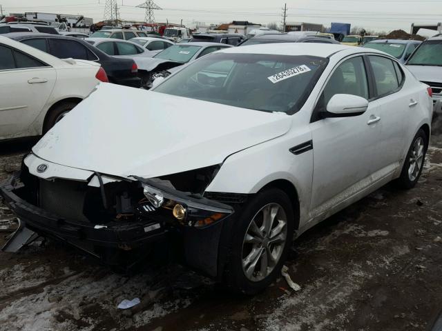 5XXGN4A77CG062081 - 2012 KIA OPTIMA EX WHITE photo 2