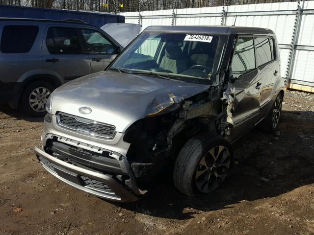 KNDJT2A68C7412303 - 2012 KIA SOUL + GRAY photo 2